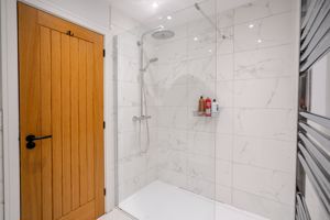 Photo 19- click for photo gallery